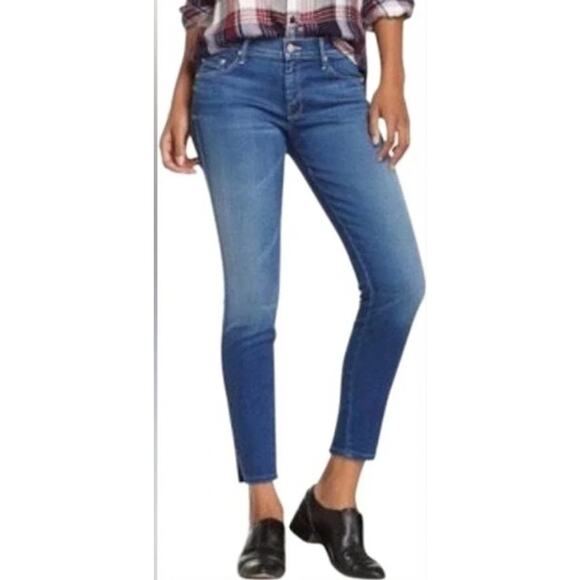 MOTHER Denim - MOTHER Denim The Vamp In Spiked Heels To Tractor Wheels Cropped Jeans Size 30